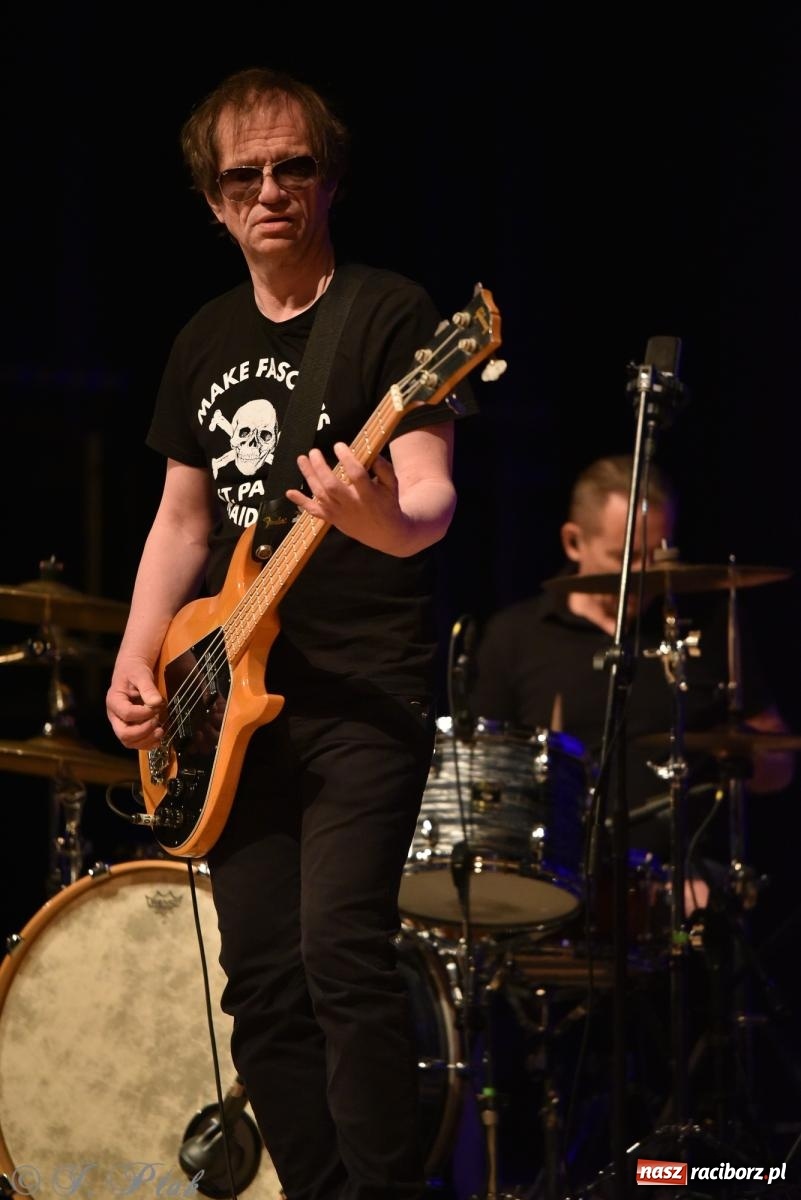 Zdjęcie w galerii na portalu naszraciborz.pl: Legenda polskiego rocka na scenie RCK. Sztywny Pal Azji w Raciborzu wiadomości z regionu