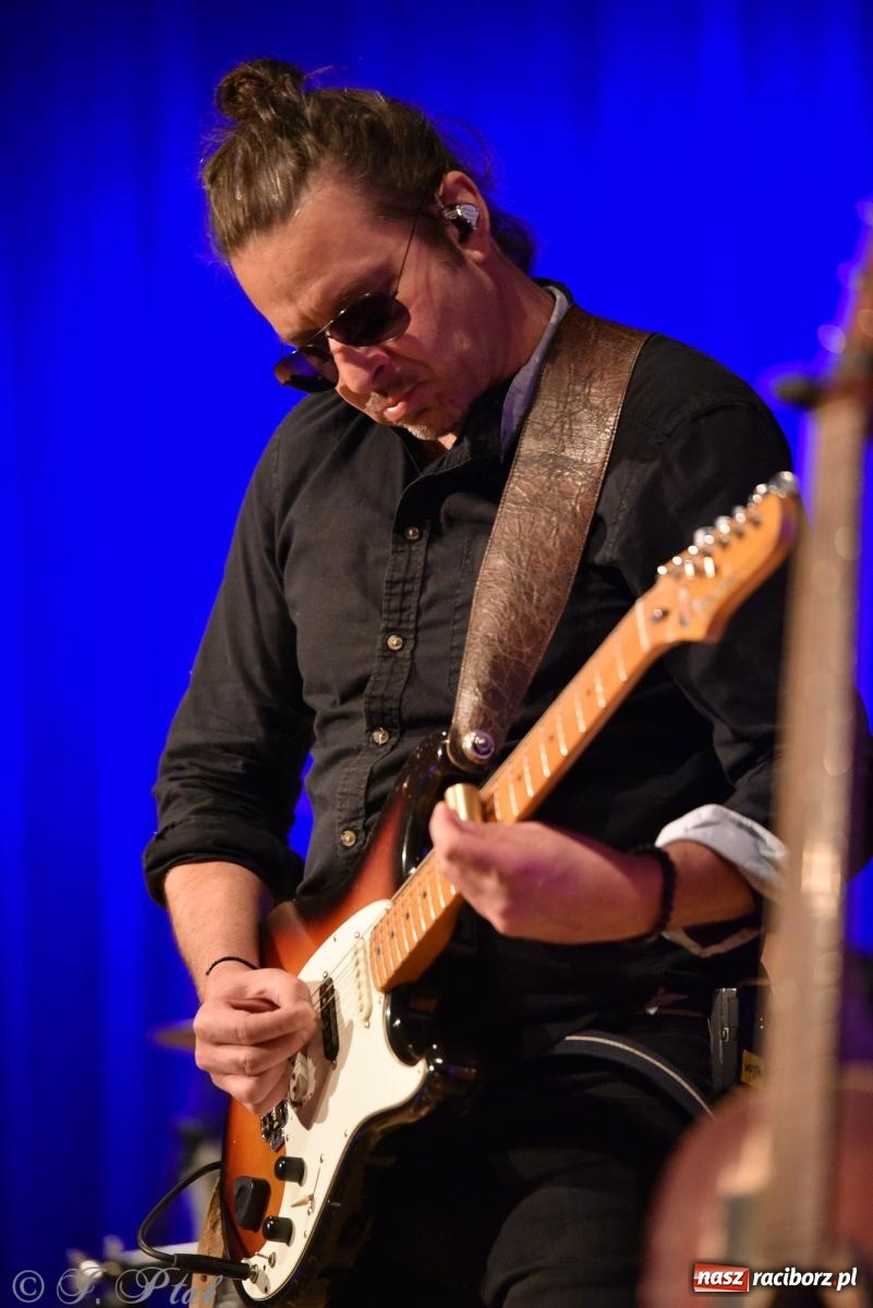Zdjęcie w galerii na portalu naszraciborz.pl: Legenda polskiego rocka na scenie RCK. Sztywny Pal Azji w Raciborzu wiadomości z regionu