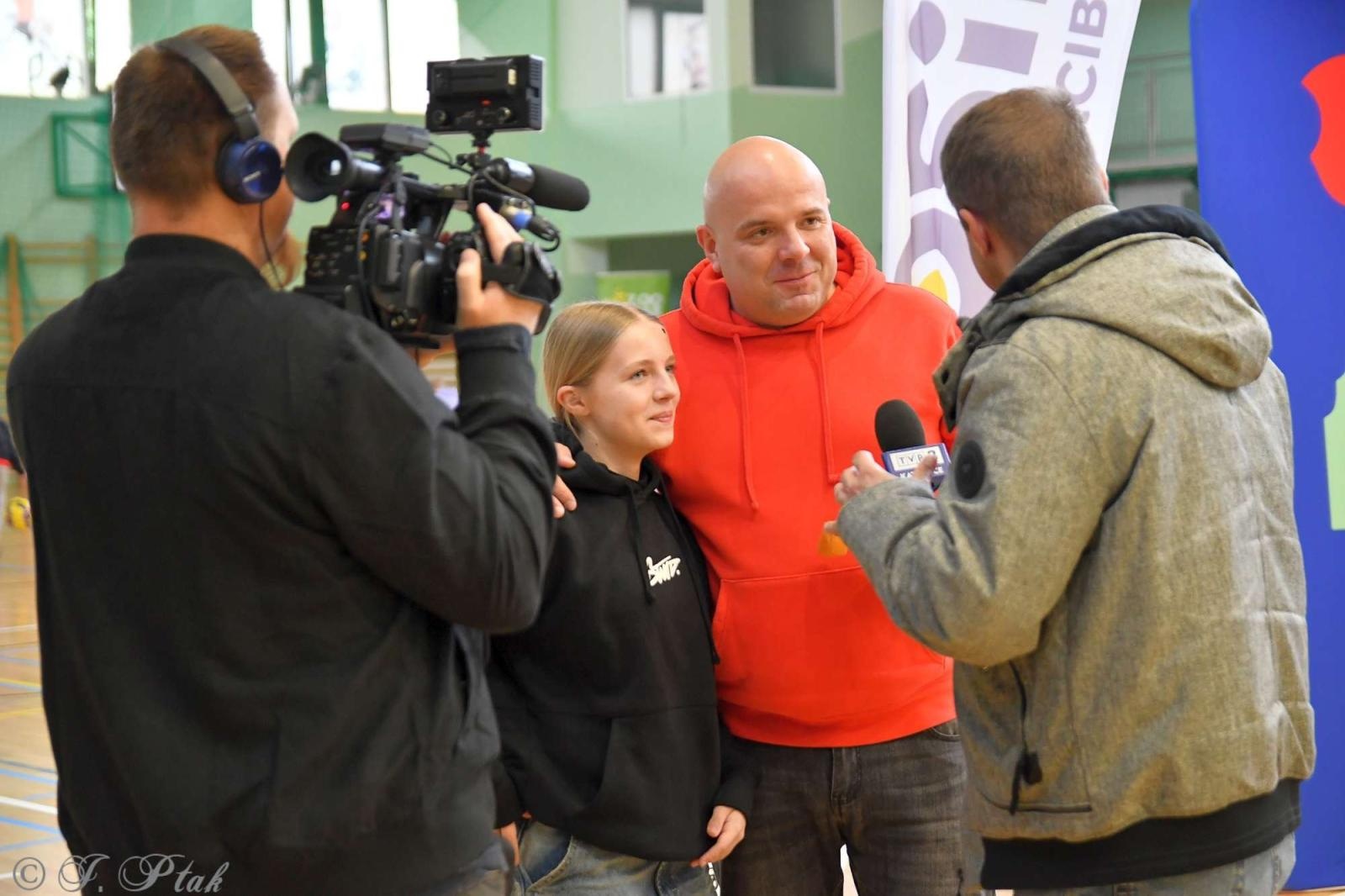 Zdjęcie w galerii na portalu naszraciborz.pl: Zdalnie sterowane wyścigi w Arenie Rafako [FOTO i WIDEO] wiadomości z regionu