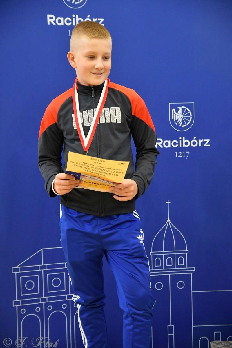 Zdjęcie w galerii na portalu naszraciborz.pl: Zdalnie sterowane wyścigi w Arenie Rafako [FOTO i WIDEO] wiadomości z regionu