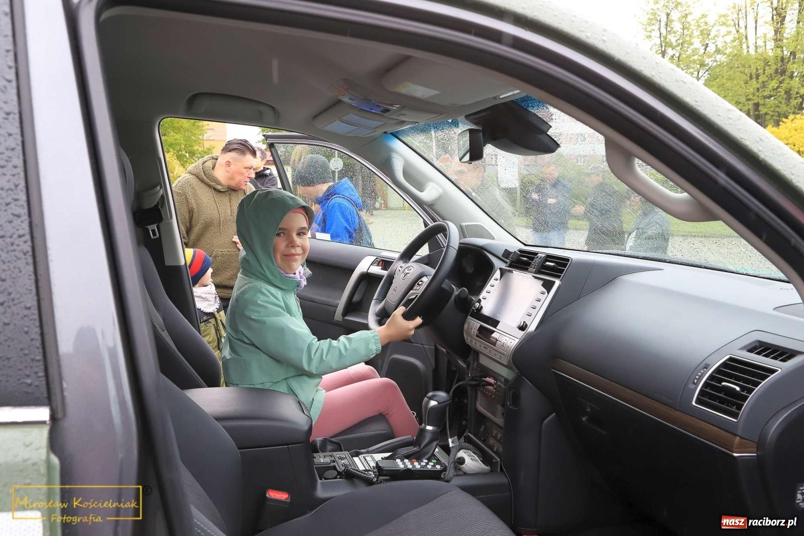 Zdjęcie w galerii na portalu naszraciborz.pl: Raciborski Klub Ojca zawitał do Śląskiego Oddziału Straży Granicznej wiadomości z regionu