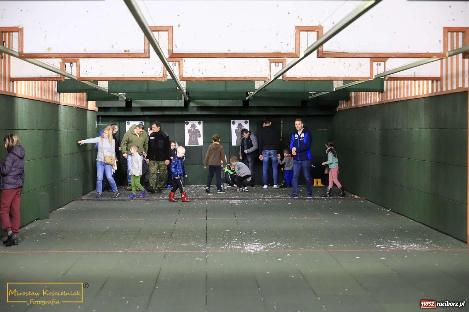 Zdjęcie w galerii na portalu naszraciborz.pl: Raciborski Klub Ojca zawitał do Śląskiego Oddziału Straży Granicznej wiadomości z regionu