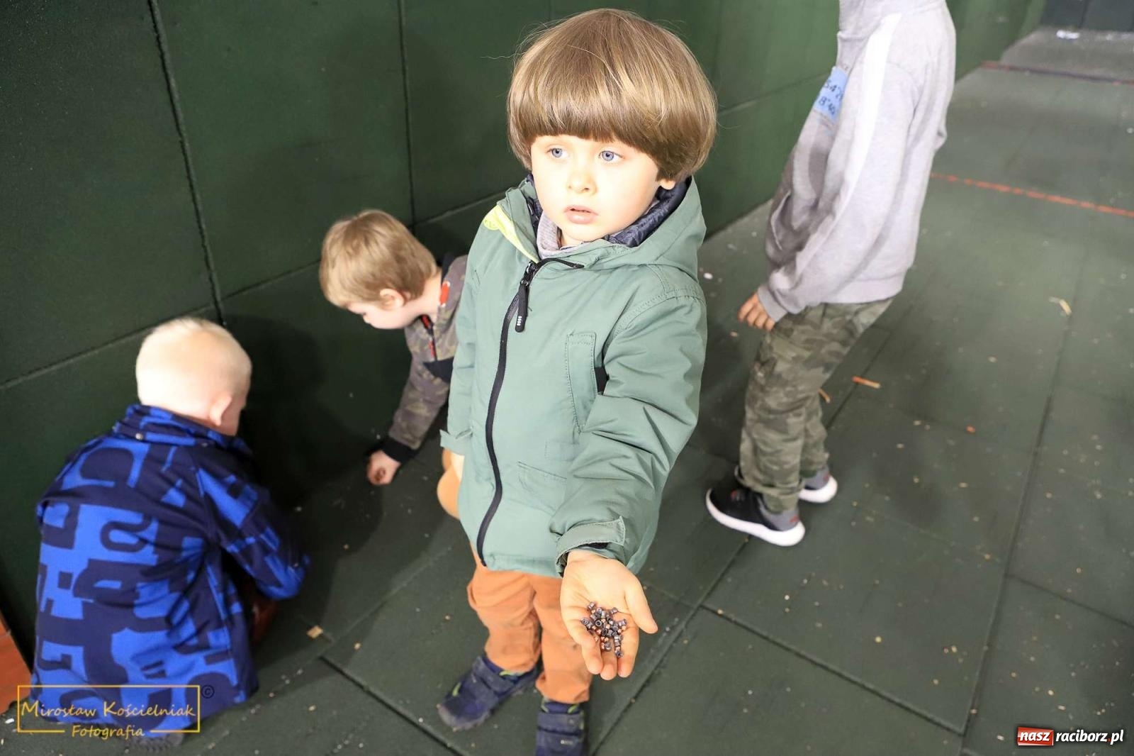 Zdjęcie w galerii na portalu naszraciborz.pl: Raciborski Klub Ojca zawitał do Śląskiego Oddziału Straży Granicznej wiadomości z regionu