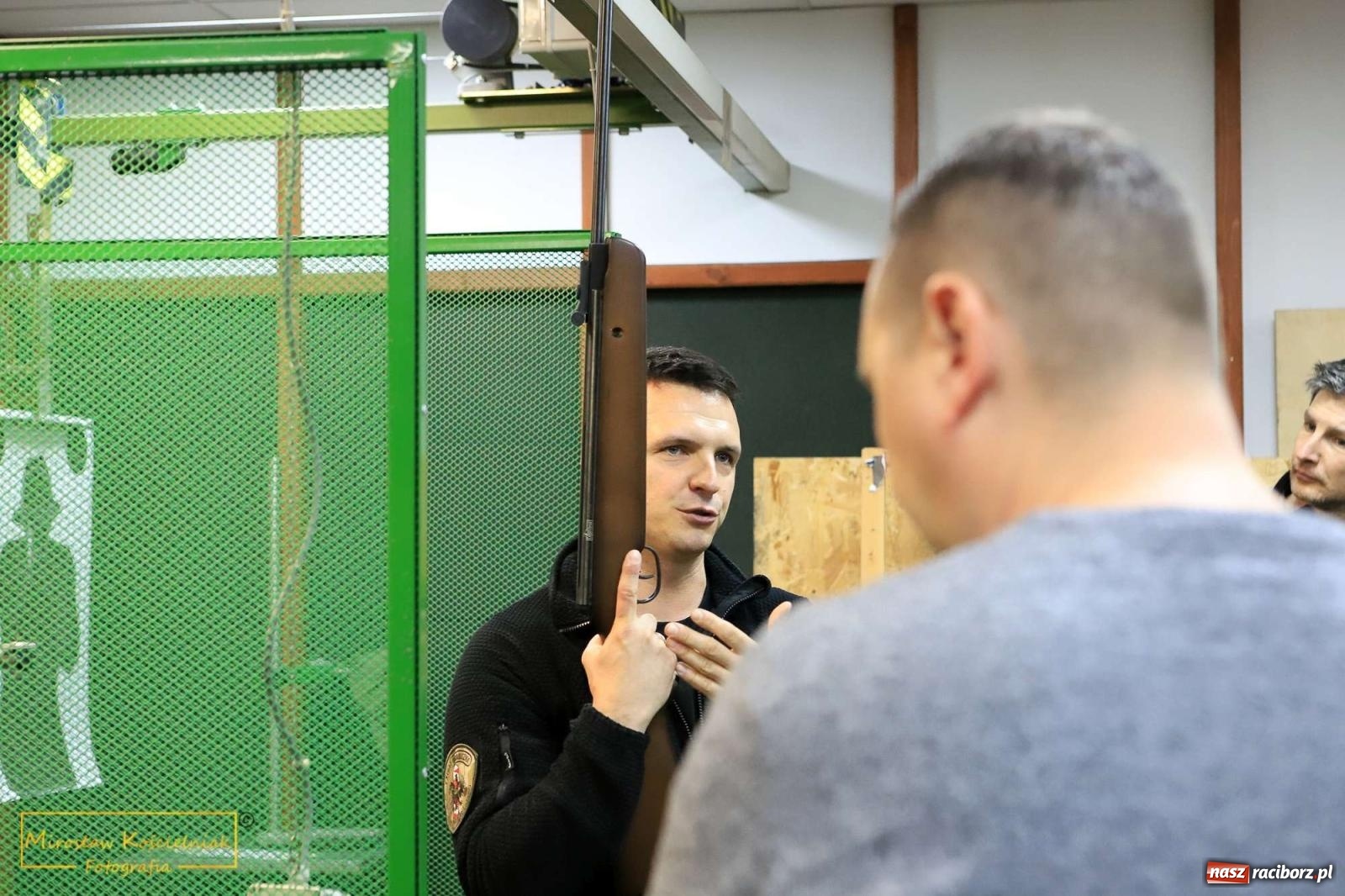 Zdjęcie w galerii na portalu naszraciborz.pl: Raciborski Klub Ojca zawitał do Śląskiego Oddziału Straży Granicznej wiadomości z regionu