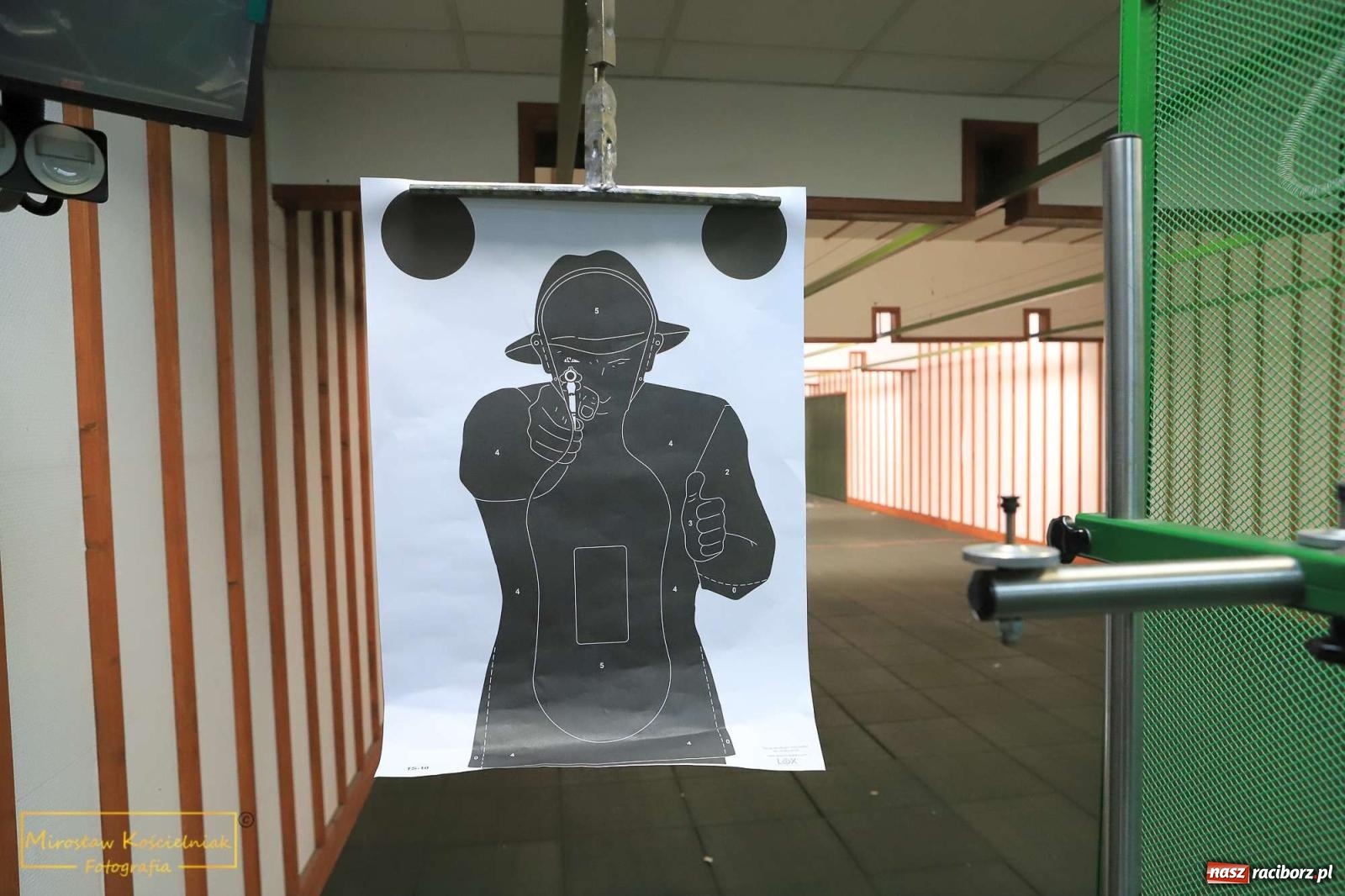 Zdjęcie w galerii na portalu naszraciborz.pl: Raciborski Klub Ojca zawitał do Śląskiego Oddziału Straży Granicznej wiadomości z regionu