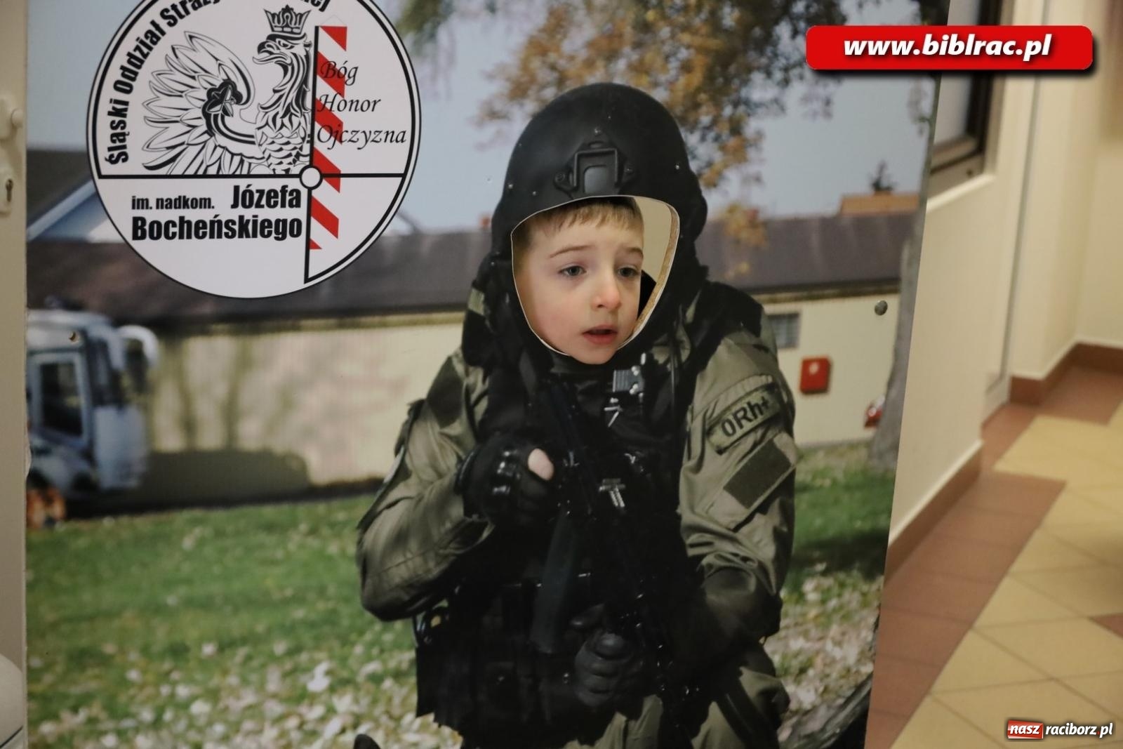 Zdjęcie w galerii na portalu naszraciborz.pl: Raciborski Klub Ojca zawitał do Śląskiego Oddziału Straży Granicznej wiadomości z regionu