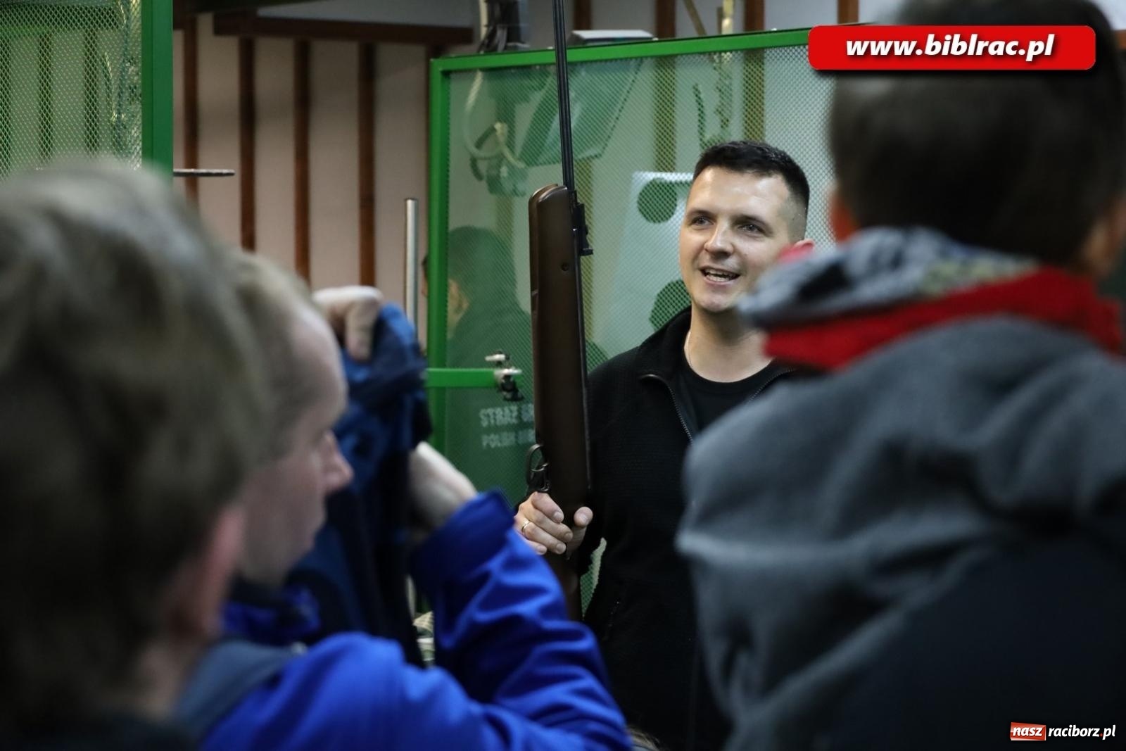 Zdjęcie w galerii na portalu naszraciborz.pl: Raciborski Klub Ojca zawitał do Śląskiego Oddziału Straży Granicznej wiadomości z regionu