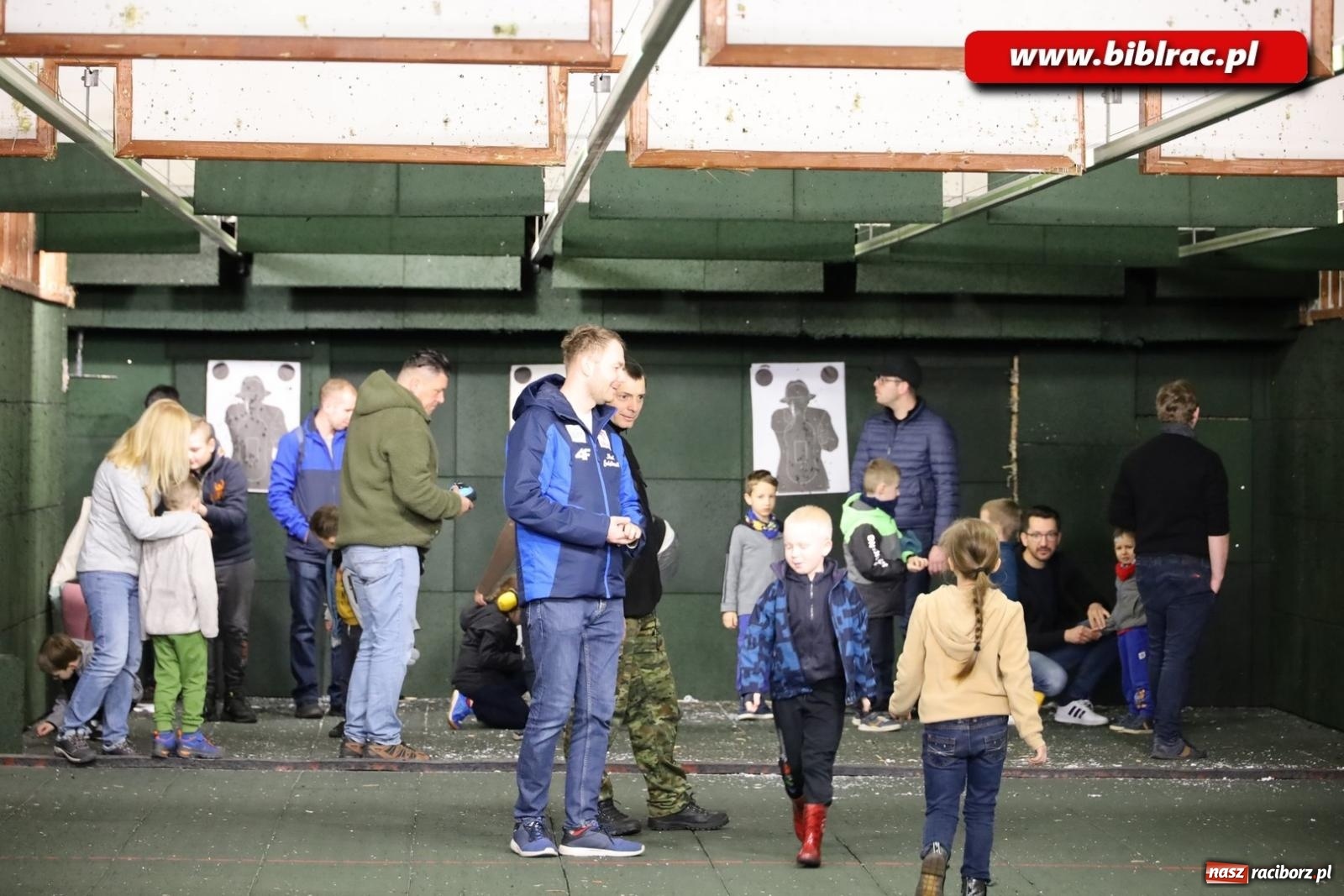 Zdjęcie w galerii na portalu naszraciborz.pl: Raciborski Klub Ojca zawitał do Śląskiego Oddziału Straży Granicznej wiadomości z regionu