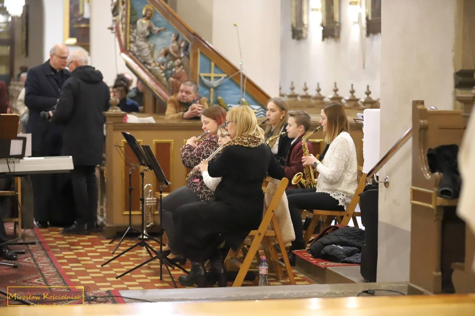 Zdjęcie w galerii na portalu naszraciborz.pl: Raciborskie nieszpory ze scholą ze Starych Budkowic [FOTO i WIDEO] wiadomości z regionu