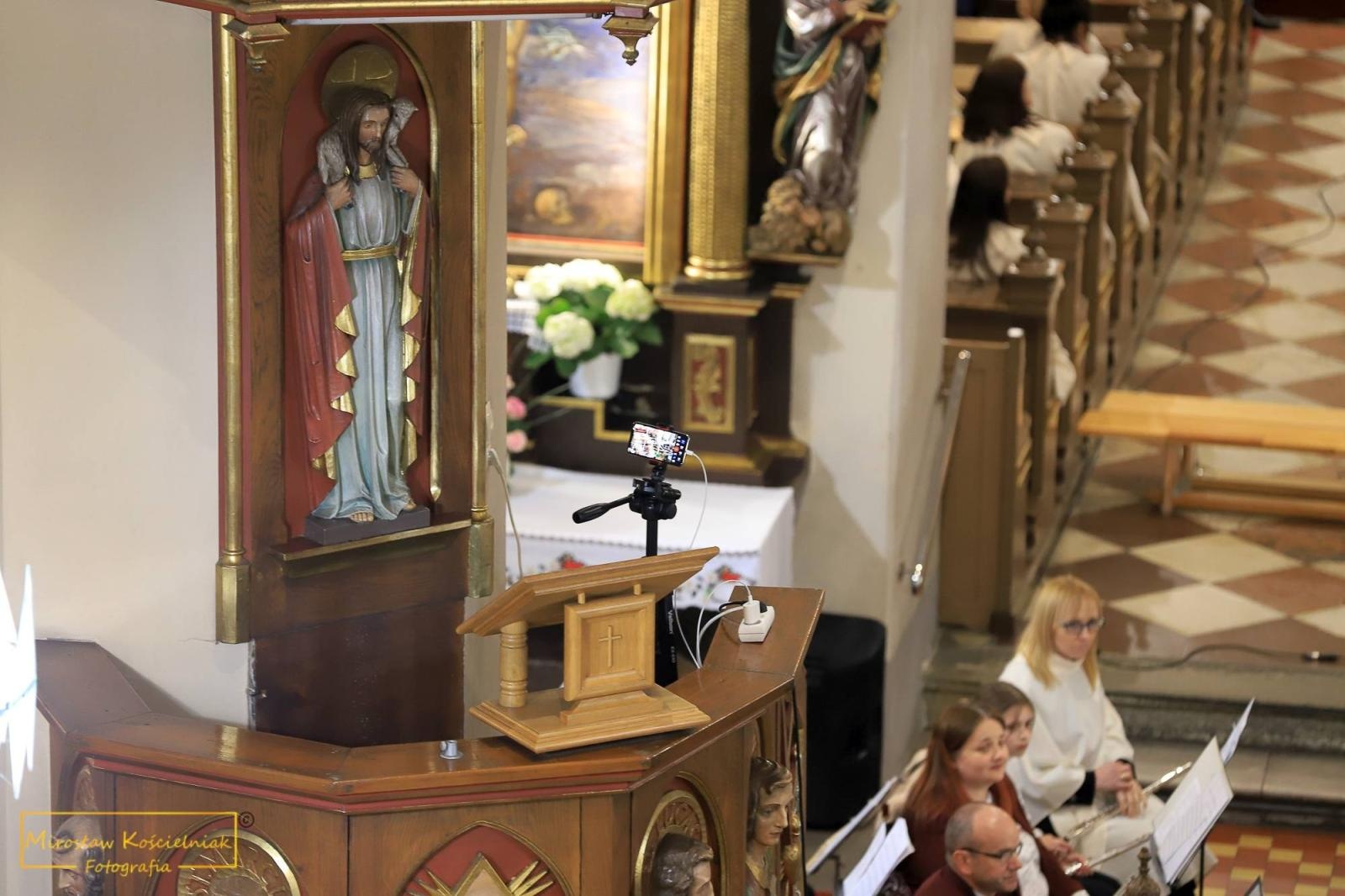 Zdjęcie w galerii na portalu naszraciborz.pl: Raciborskie nieszpory ze scholą ze Starych Budkowic [FOTO i WIDEO] wiadomości z regionu