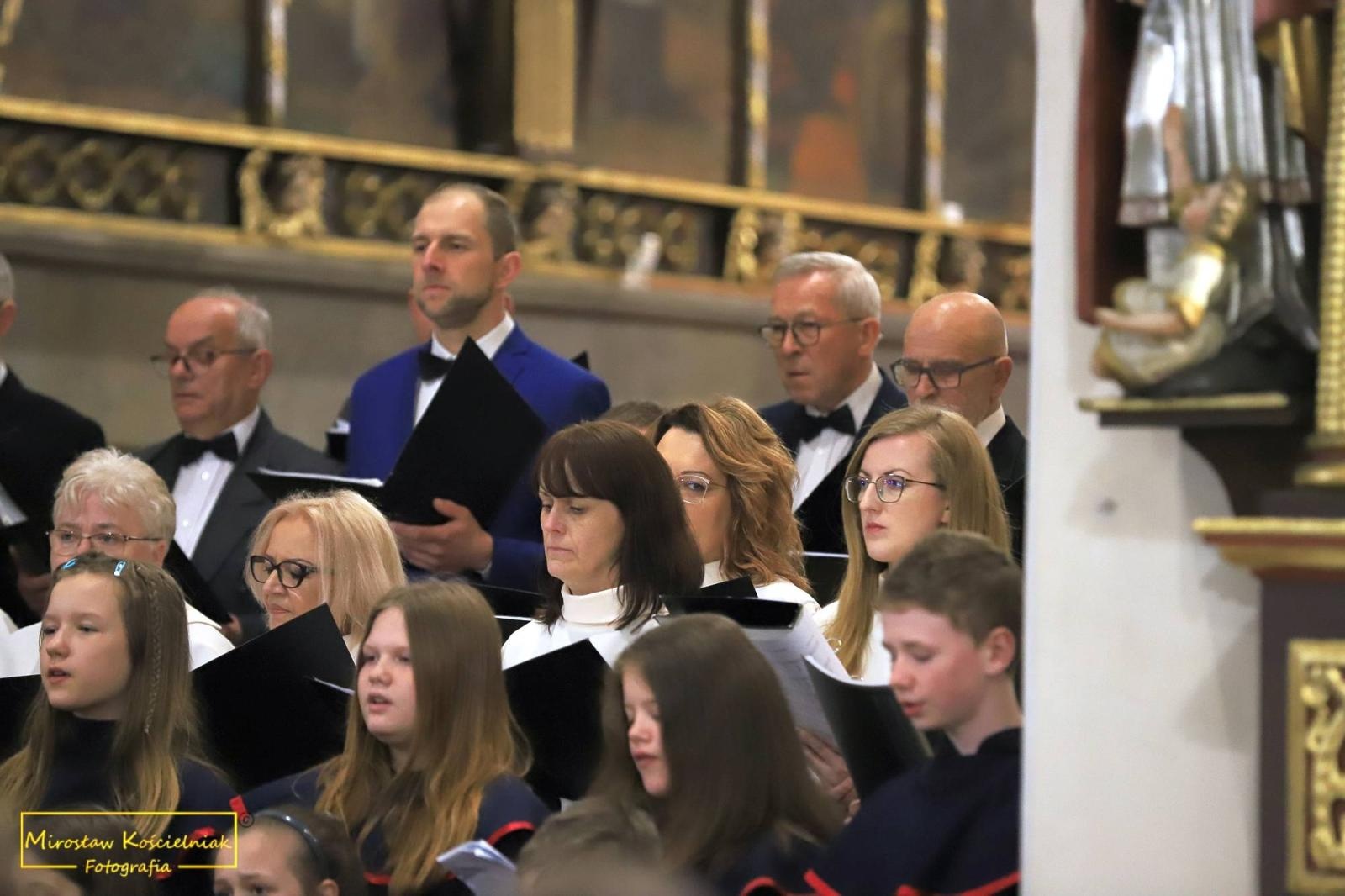 Zdjęcie w galerii na portalu naszraciborz.pl: Raciborskie nieszpory ze scholą ze Starych Budkowic [FOTO i WIDEO] wiadomości z regionu