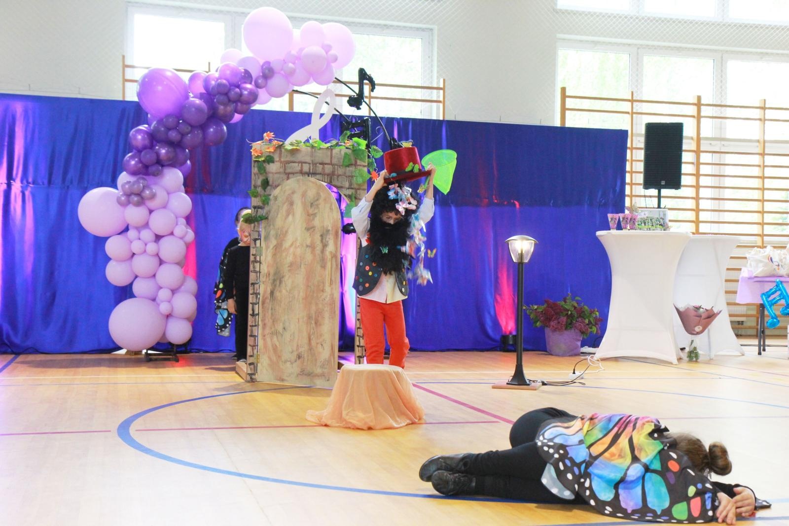 Zdjęcie w galerii na portalu naszraciborz.pl: Tanecznie i kolorowo, czyli II Powiatowy Festiwal Taneczny w Zabełkowie wiadomości z regionu