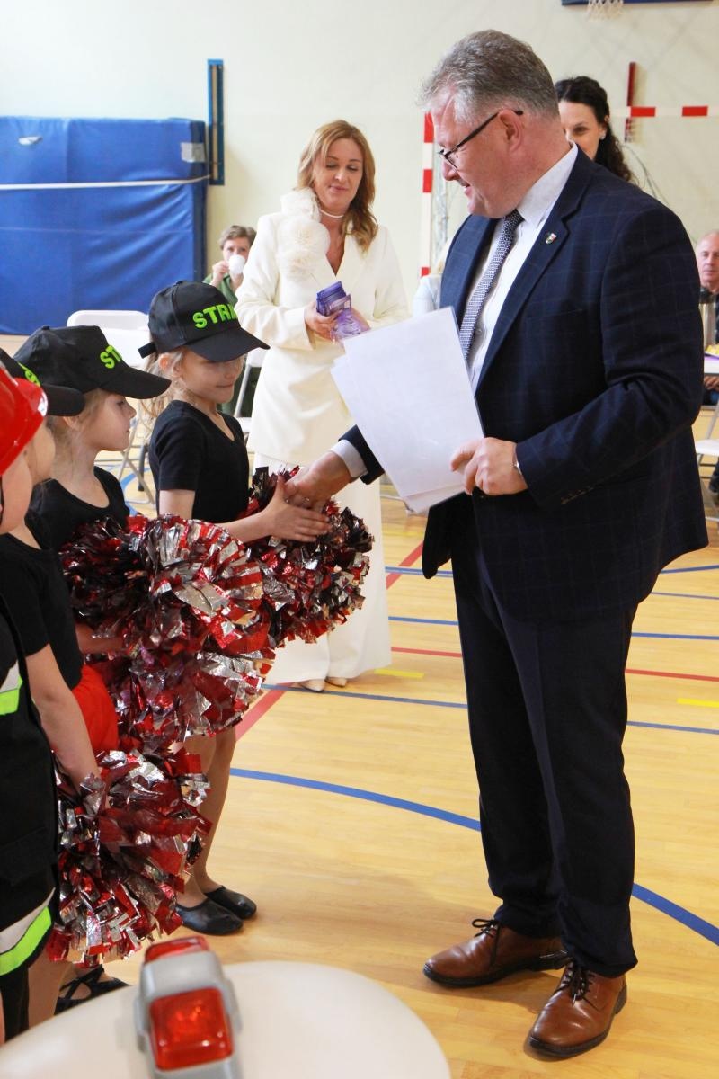 Zdjęcie w galerii na portalu naszraciborz.pl: Tanecznie i kolorowo, czyli II Powiatowy Festiwal Taneczny w Zabełkowie wiadomości z regionu