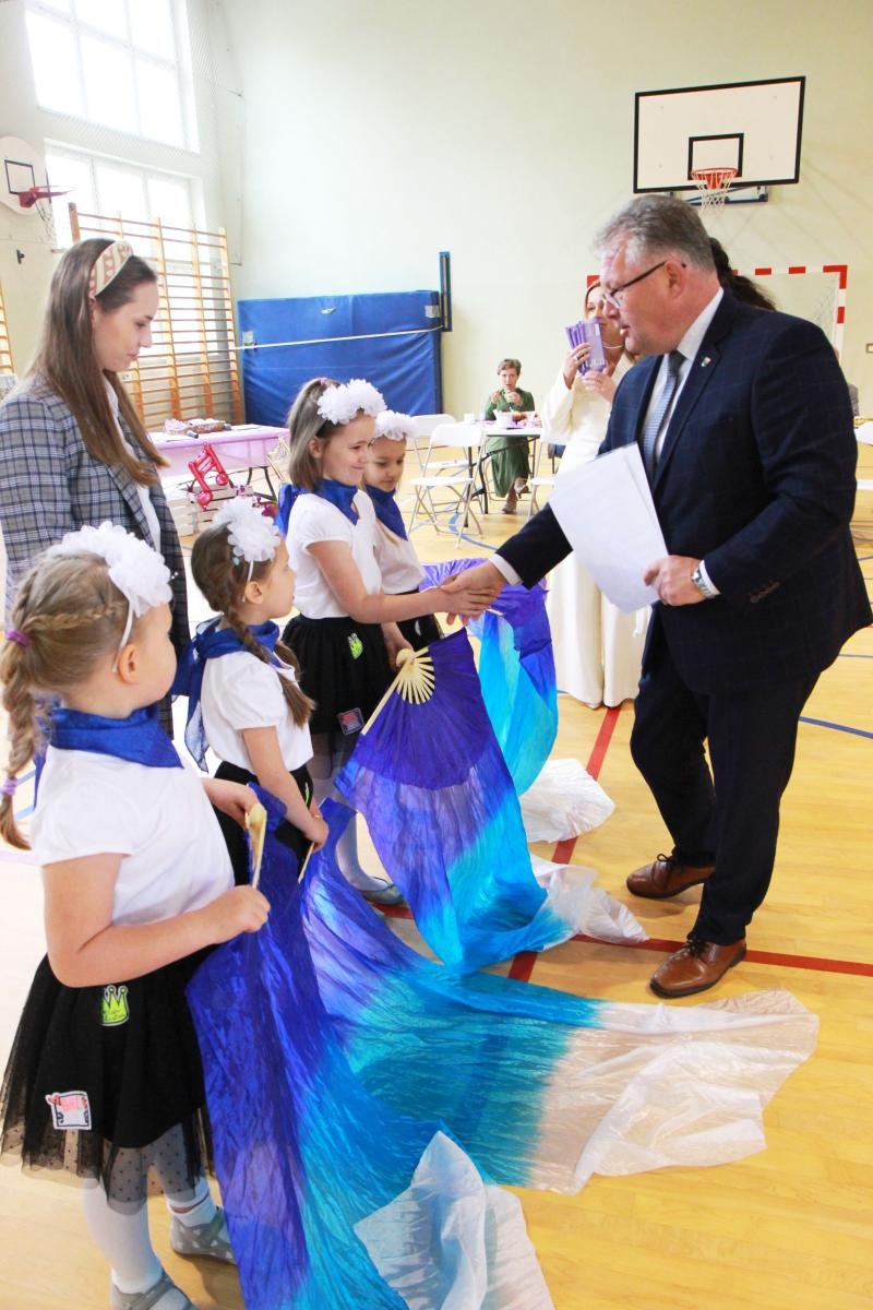 Zdjęcie w galerii na portalu naszraciborz.pl: Tanecznie i kolorowo, czyli II Powiatowy Festiwal Taneczny w Zabełkowie wiadomości z regionu