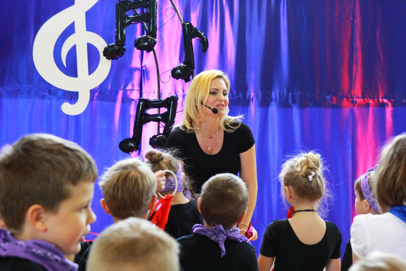 Zdjęcie w galerii na portalu naszraciborz.pl: Tanecznie i kolorowo, czyli II Powiatowy Festiwal Taneczny w Zabełkowie wiadomości z regionu