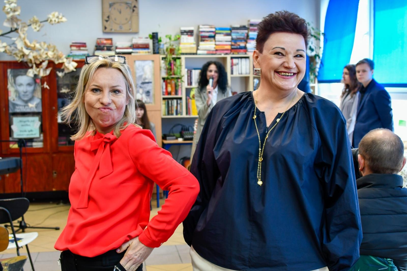 Zdjęcie w galerii na portalu naszraciborz.pl: Muzeum w liceum – wernisaż wystawy w ZSO nr 1 wiadomości z regionu