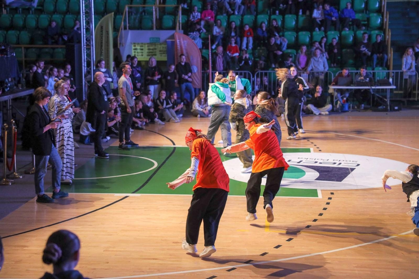 Zdjęcie w galerii na portalu naszraciborz.pl: Grupy hip-hopowe SKAZY na Mistrzostwach Polski w Inowrocławiu. Złoto dla Raciborza wiadomości z regionu