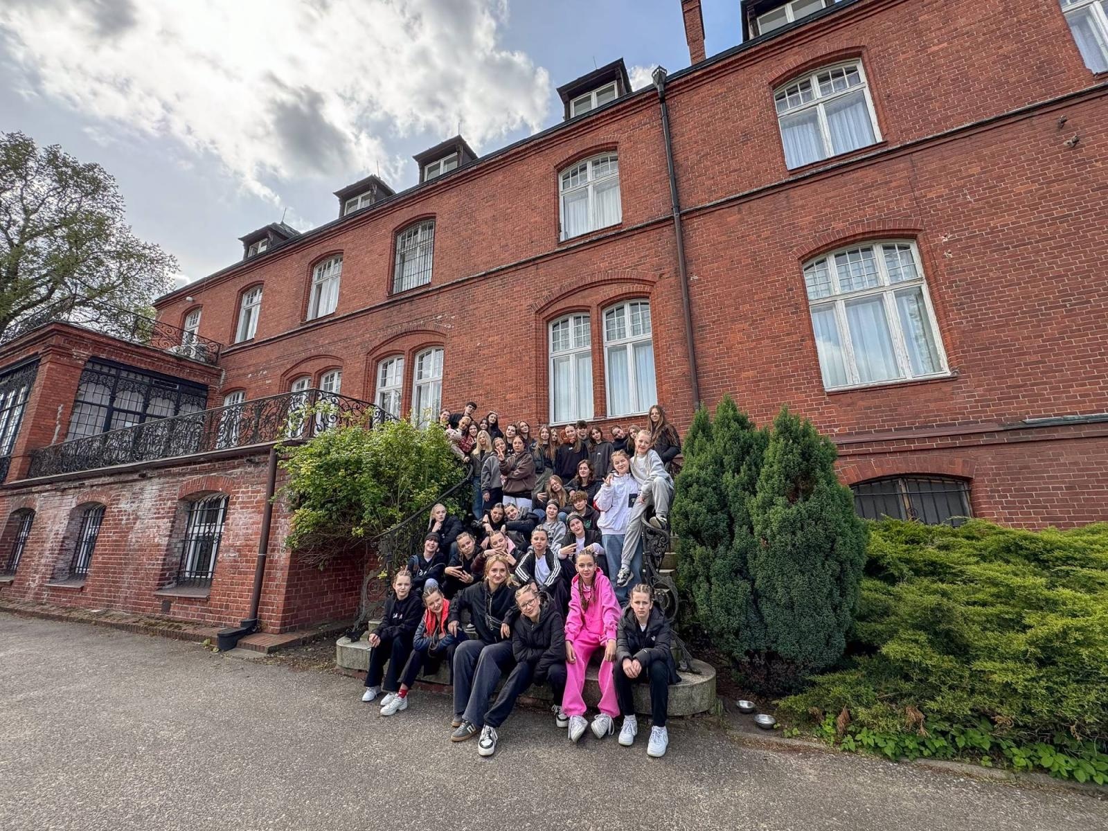 Zdjęcie w galerii na portalu naszraciborz.pl: Grupy hip-hopowe SKAZY na Mistrzostwach Polski w Inowrocławiu. Złoto dla Raciborza wiadomości z regionu