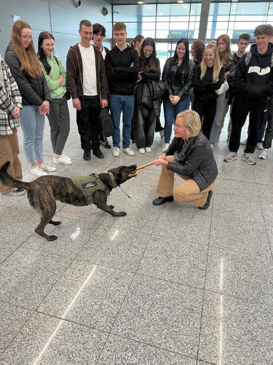 Zdjęcie w galerii na portalu naszraciborz.pl: Dni Logistyki i Spedycji w Ekonomiku – teoria podparta wiedzą praktyczną! wiadomości z regionu