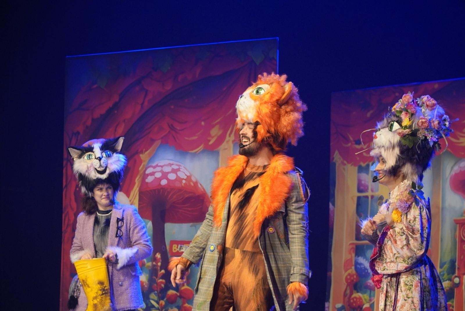 Zdjęcie w galerii na portalu naszraciborz.pl: Interaktywny spektakl z okazji Dnia Ziemi w RCK [FOTO] wiadomości z regionu