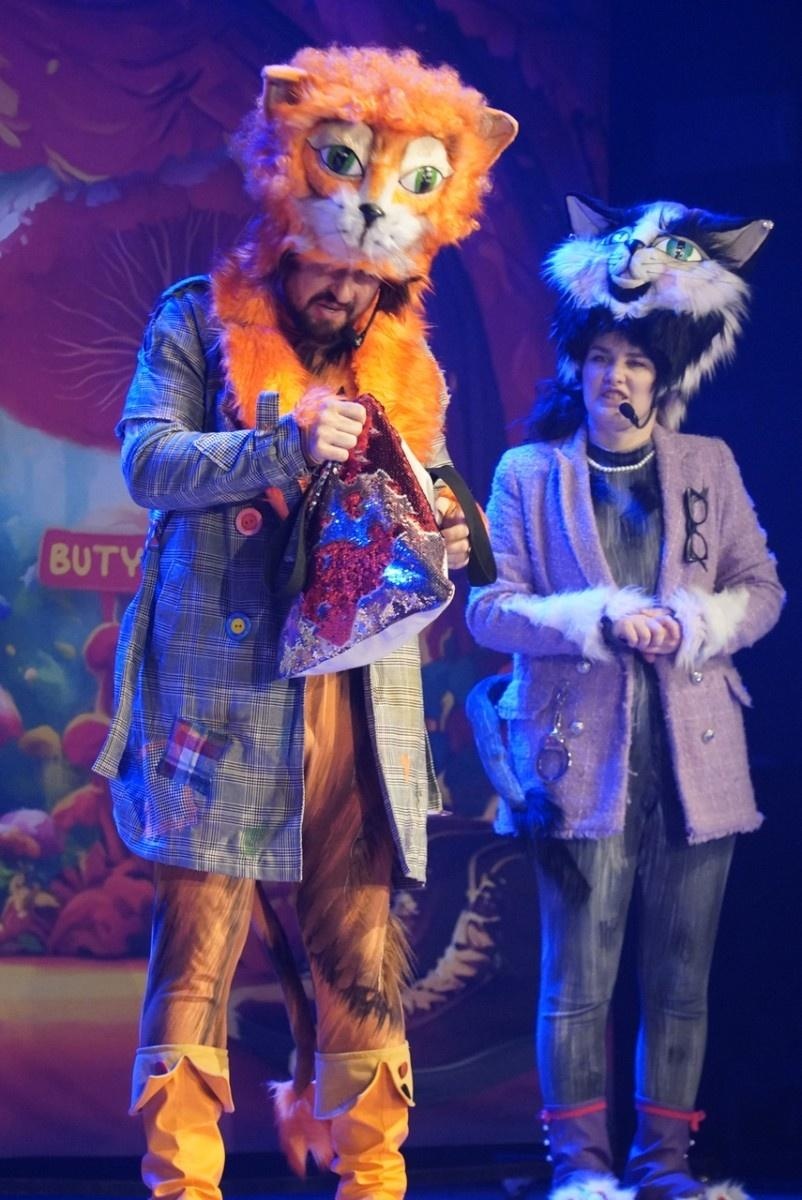 Zdjęcie w galerii na portalu naszraciborz.pl: Interaktywny spektakl z okazji Dnia Ziemi w RCK [FOTO] wiadomości z regionu