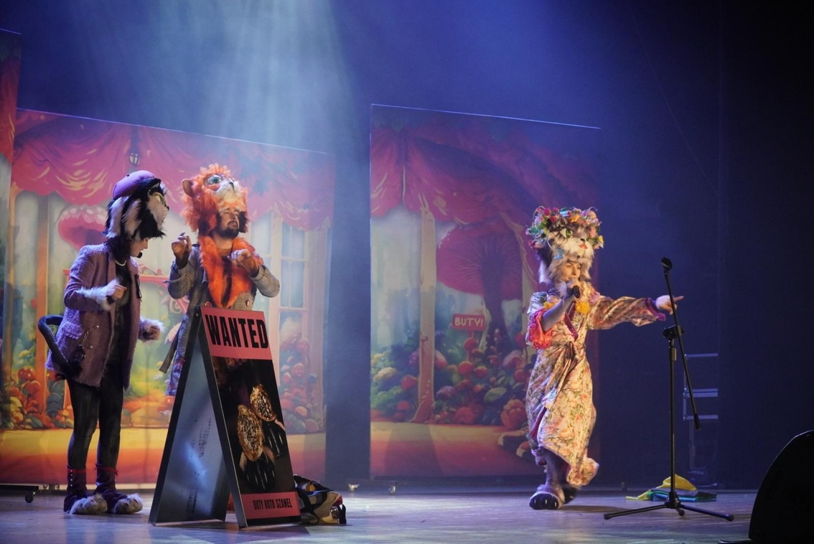 Zdjęcie w galerii na portalu naszraciborz.pl: Interaktywny spektakl z okazji Dnia Ziemi w RCK [FOTO] wiadomości z regionu