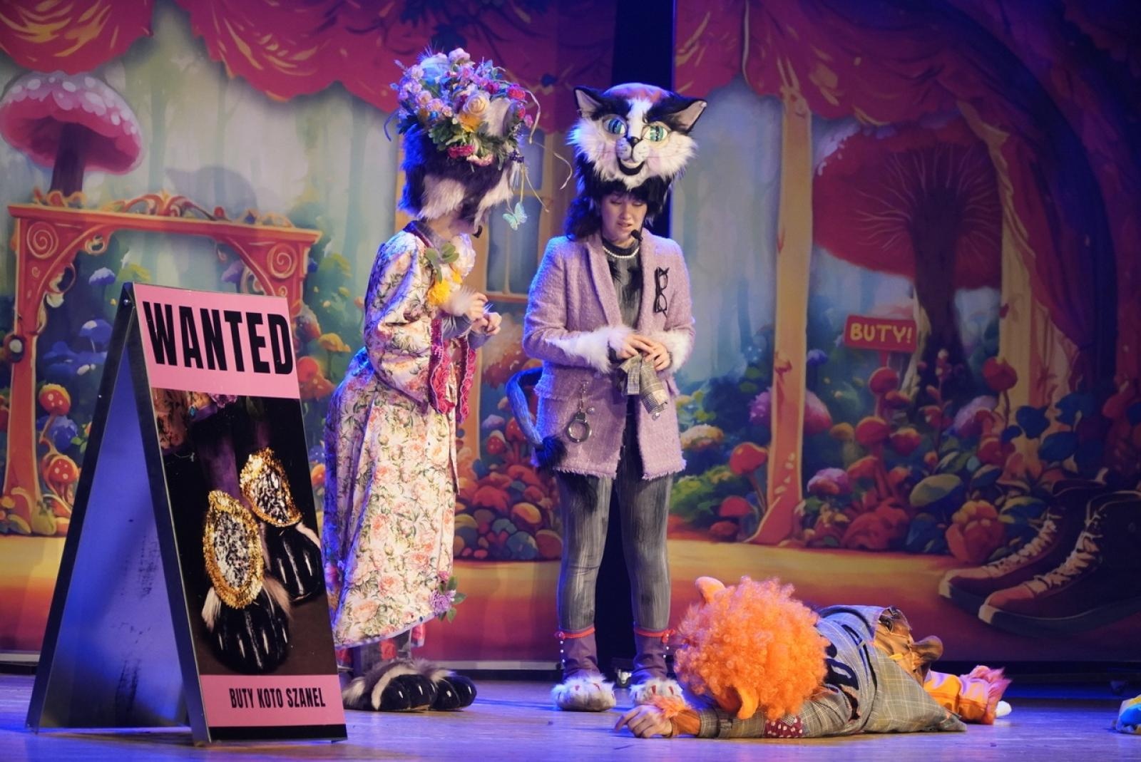 Zdjęcie w galerii na portalu naszraciborz.pl: Interaktywny spektakl z okazji Dnia Ziemi w RCK [FOTO] wiadomości z regionu