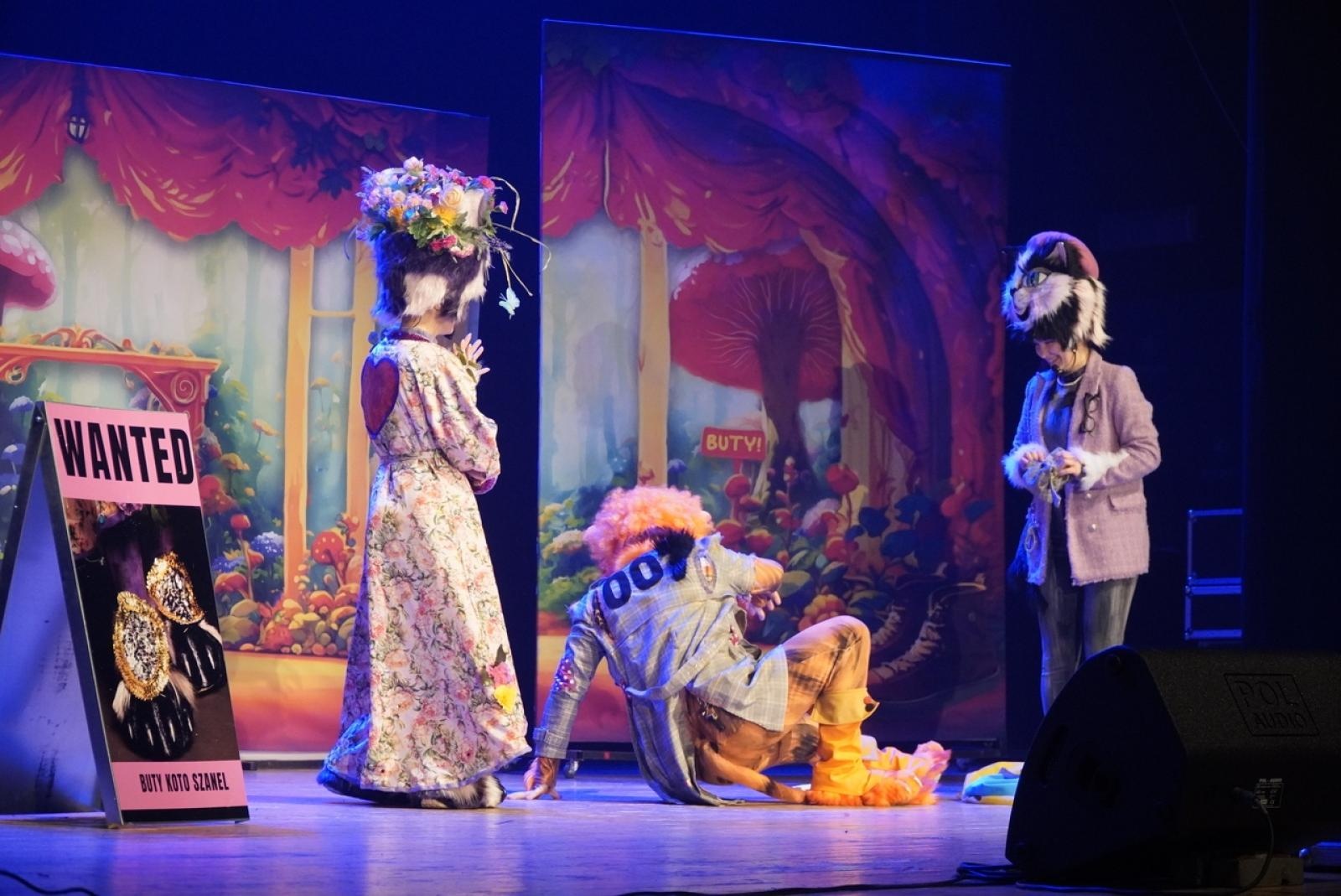 Zdjęcie w galerii na portalu naszraciborz.pl: Interaktywny spektakl z okazji Dnia Ziemi w RCK [FOTO] wiadomości z regionu