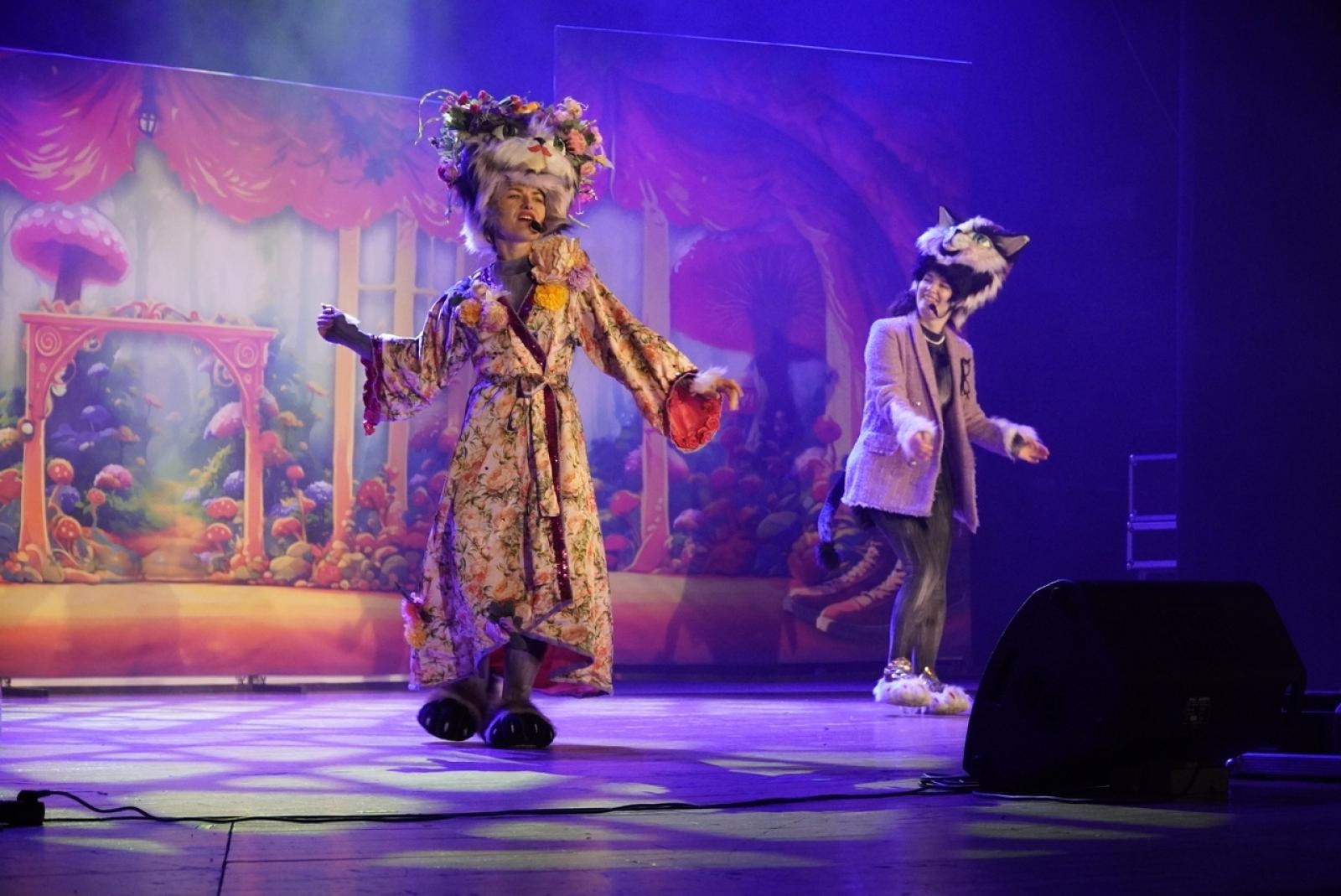 Zdjęcie w galerii na portalu naszraciborz.pl: Interaktywny spektakl z okazji Dnia Ziemi w RCK [FOTO] wiadomości z regionu