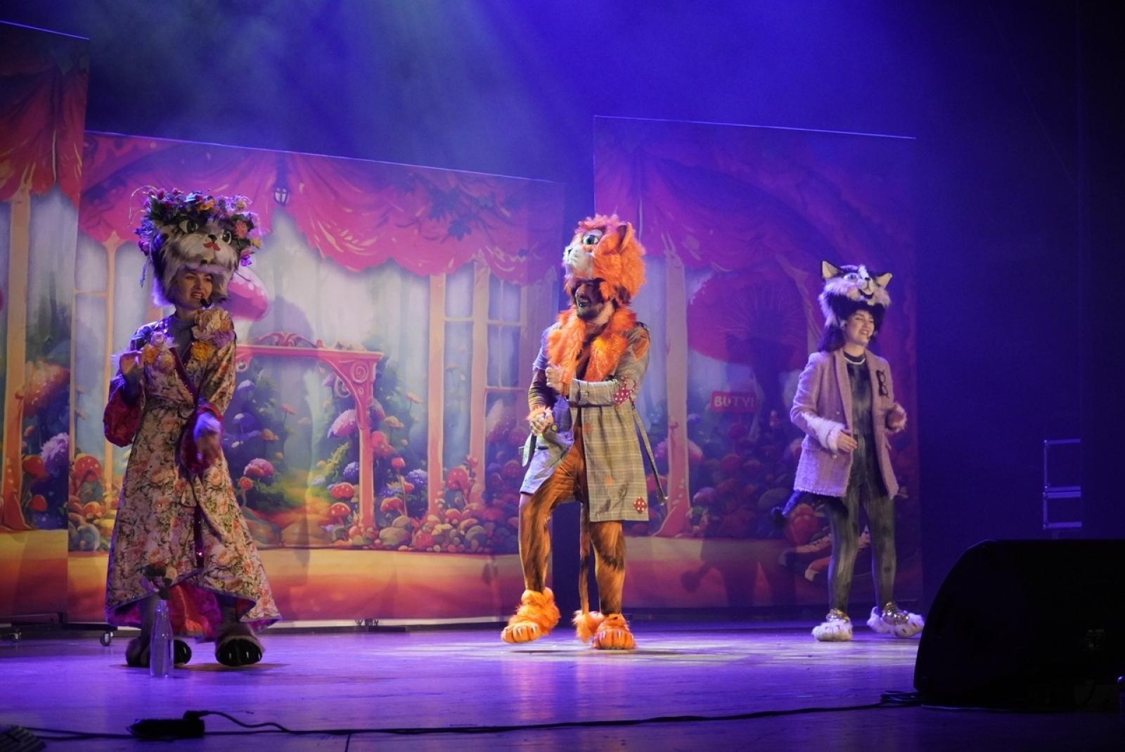 Zdjęcie w galerii na portalu naszraciborz.pl: Interaktywny spektakl z okazji Dnia Ziemi w RCK [FOTO] wiadomości z regionu