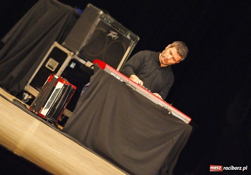 Zdjęcie w galerii na portalu naszraciborz.pl: Idź swoją drogą... wiadomości z regionu