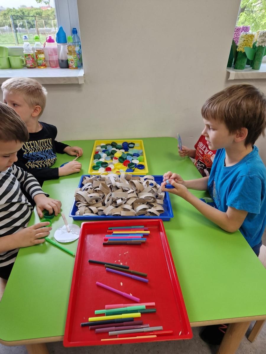 Zdjęcie w galerii na portalu naszraciborz.pl: Śmieciomoda wiosna 2024 wiadomości z regionu