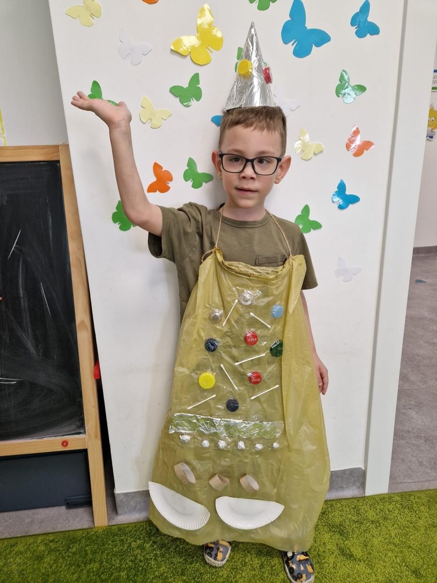 Zdjęcie w galerii na portalu naszraciborz.pl: Śmieciomoda wiosna 2024 wiadomości z regionu