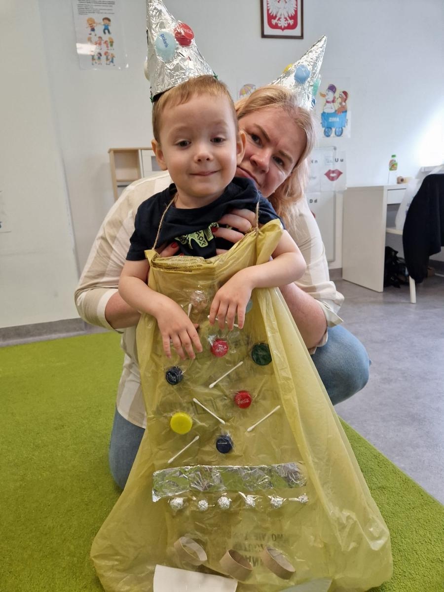 Zdjęcie w galerii na portalu naszraciborz.pl: Śmieciomoda wiosna 2024 wiadomości z regionu