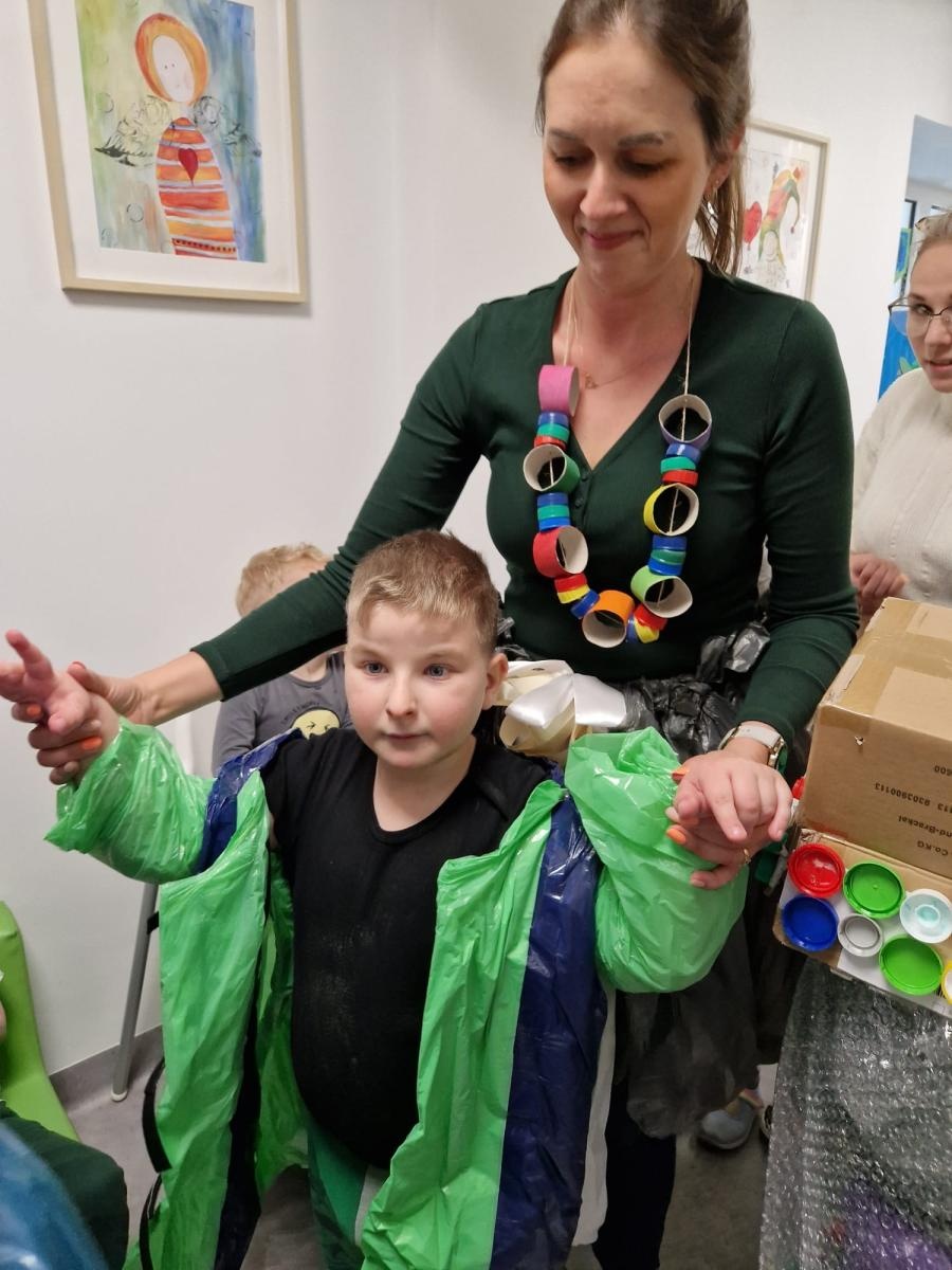 Zdjęcie w galerii na portalu naszraciborz.pl: Śmieciomoda wiosna 2024 wiadomości z regionu