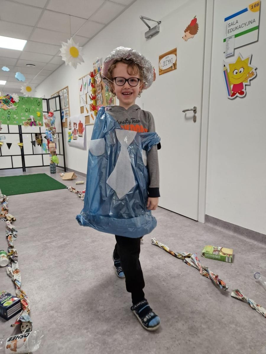 Zdjęcie w galerii na portalu naszraciborz.pl: Śmieciomoda wiosna 2024 wiadomości z regionu