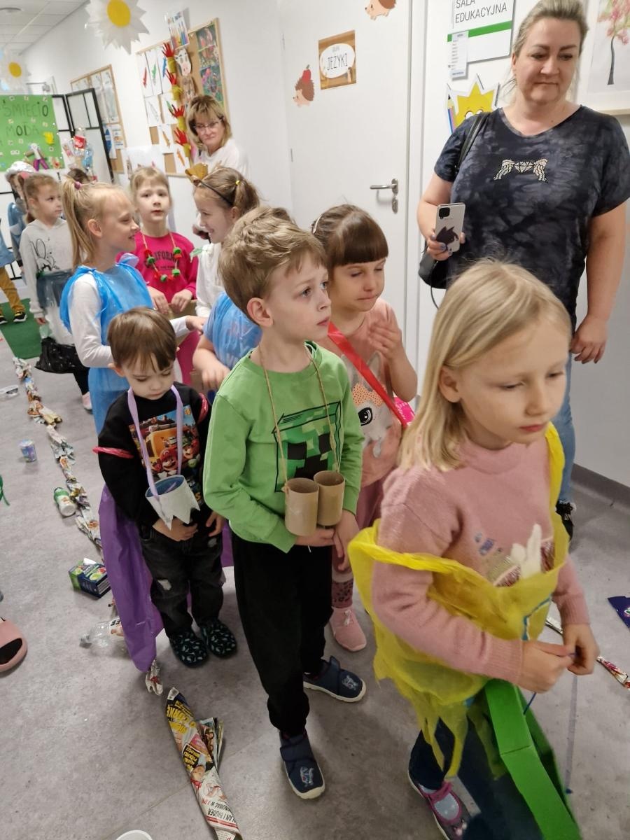 Zdjęcie w galerii na portalu naszraciborz.pl: Śmieciomoda wiosna 2024 wiadomości z regionu