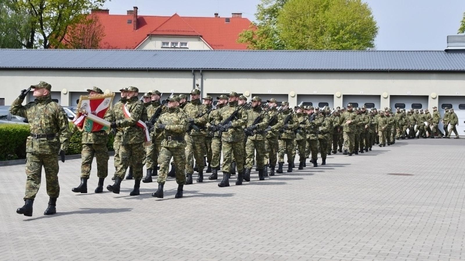 Zdjęcie w galerii na portalu naszraciborz.pl: Uroczysta zbiórka w Śląskim Oddziale Straży Granicznej wiadomości z regionu
