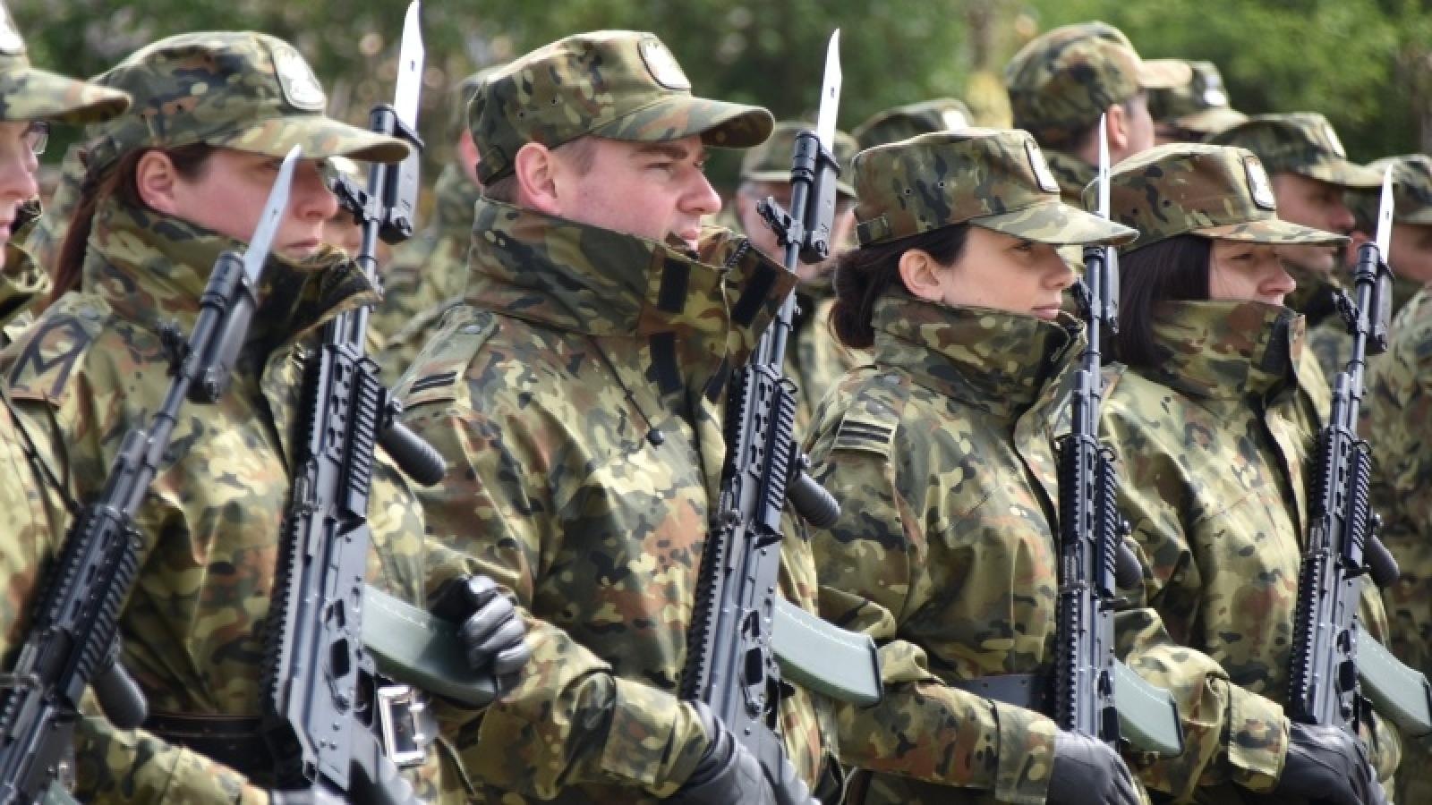 Zdjęcie w galerii na portalu naszraciborz.pl: Uroczysta zbiórka w Śląskim Oddziale Straży Granicznej wiadomości z regionu