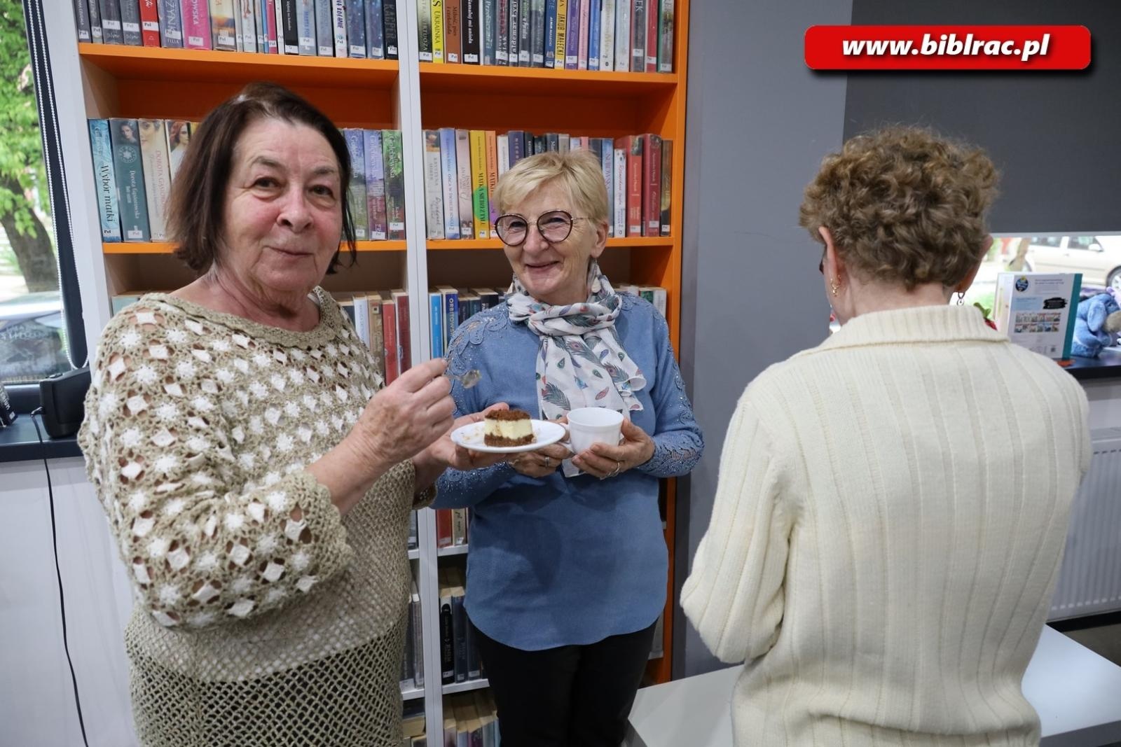 Zdjęcie w galerii na portalu naszraciborz.pl: 10 lat Klubu Przyjaciół Biblioteki na Ostrogu wiadomości z regionu