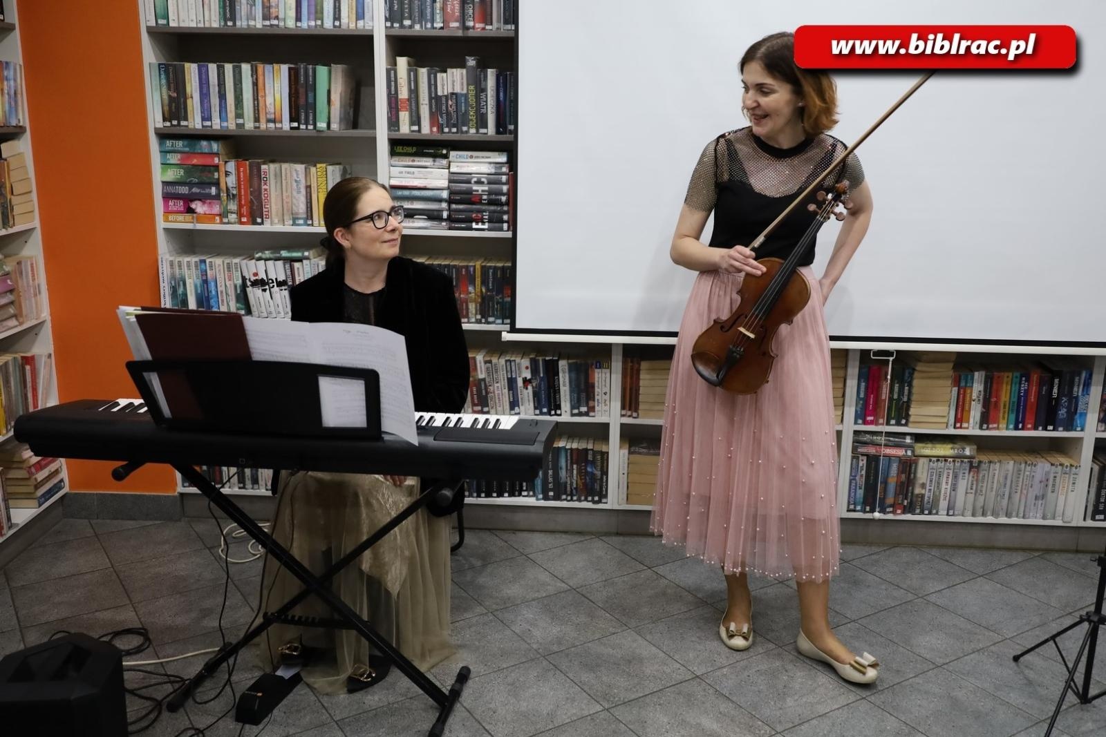 Zdjęcie w galerii na portalu naszraciborz.pl: 10 lat Klubu Przyjaciół Biblioteki na Ostrogu wiadomości z regionu