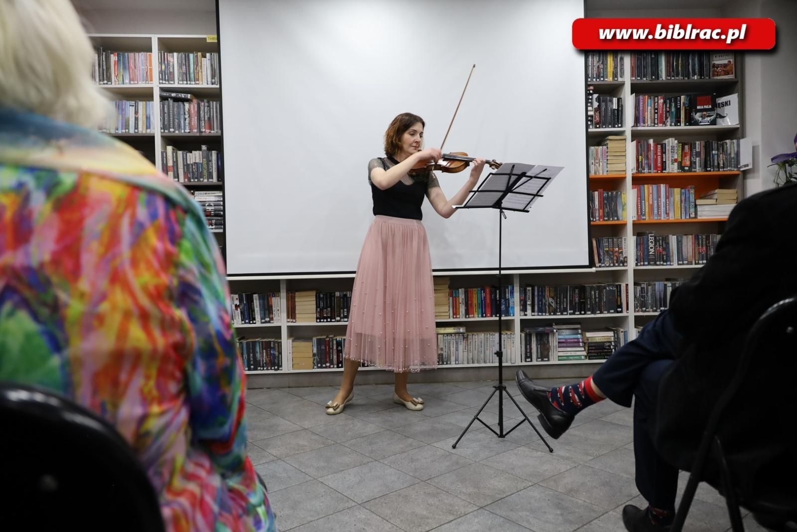 Zdjęcie w galerii na portalu naszraciborz.pl: 10 lat Klubu Przyjaciół Biblioteki na Ostrogu wiadomości z regionu