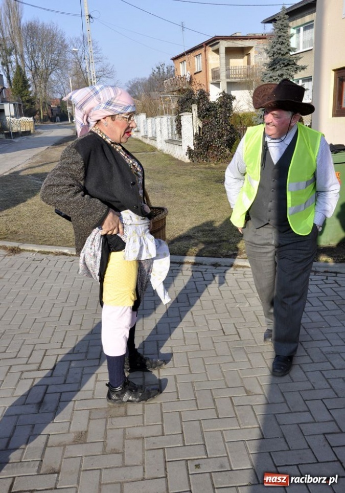 Zdjęcie w galerii na portalu naszraciborz.pl: Zatańcz z berem. Na szczęście wiadomości z regionu