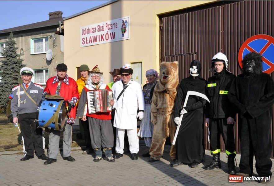 Zdjęcie w galerii na portalu naszraciborz.pl: Zatańcz z berem. Na szczęście wiadomości z regionu