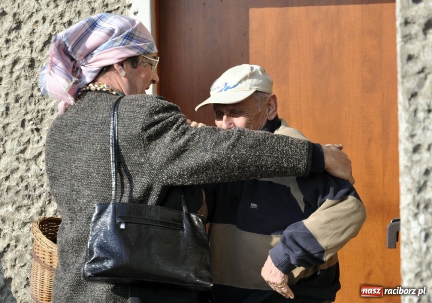 Zdjęcie w galerii na portalu naszraciborz.pl: Zatańcz z berem. Na szczęście wiadomości z regionu