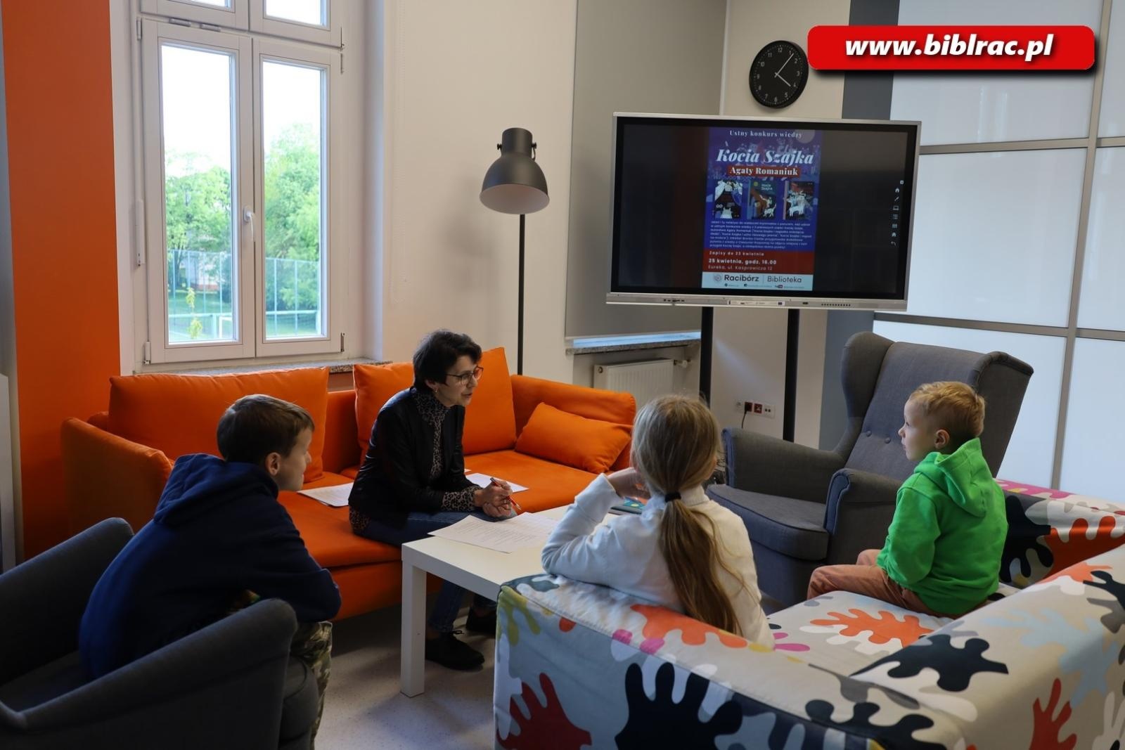 Zdjęcie w galerii na portalu naszraciborz.pl: Grunt to draka! Za nami konkurs o przygodach Kociej Szajki w bibliotece wiadomości z regionu