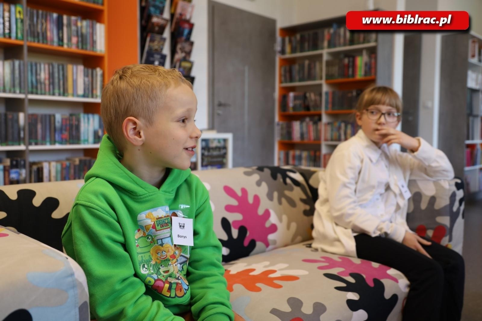 Zdjęcie w galerii na portalu naszraciborz.pl: Grunt to draka! Za nami konkurs o przygodach Kociej Szajki w bibliotece wiadomości z regionu