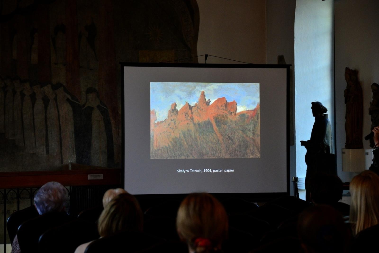 Zdjęcie w galerii na portalu naszraciborz.pl: Spotkanie z zabytkami. Tematem twórczość Wyczółkowskiego wiadomości z regionu