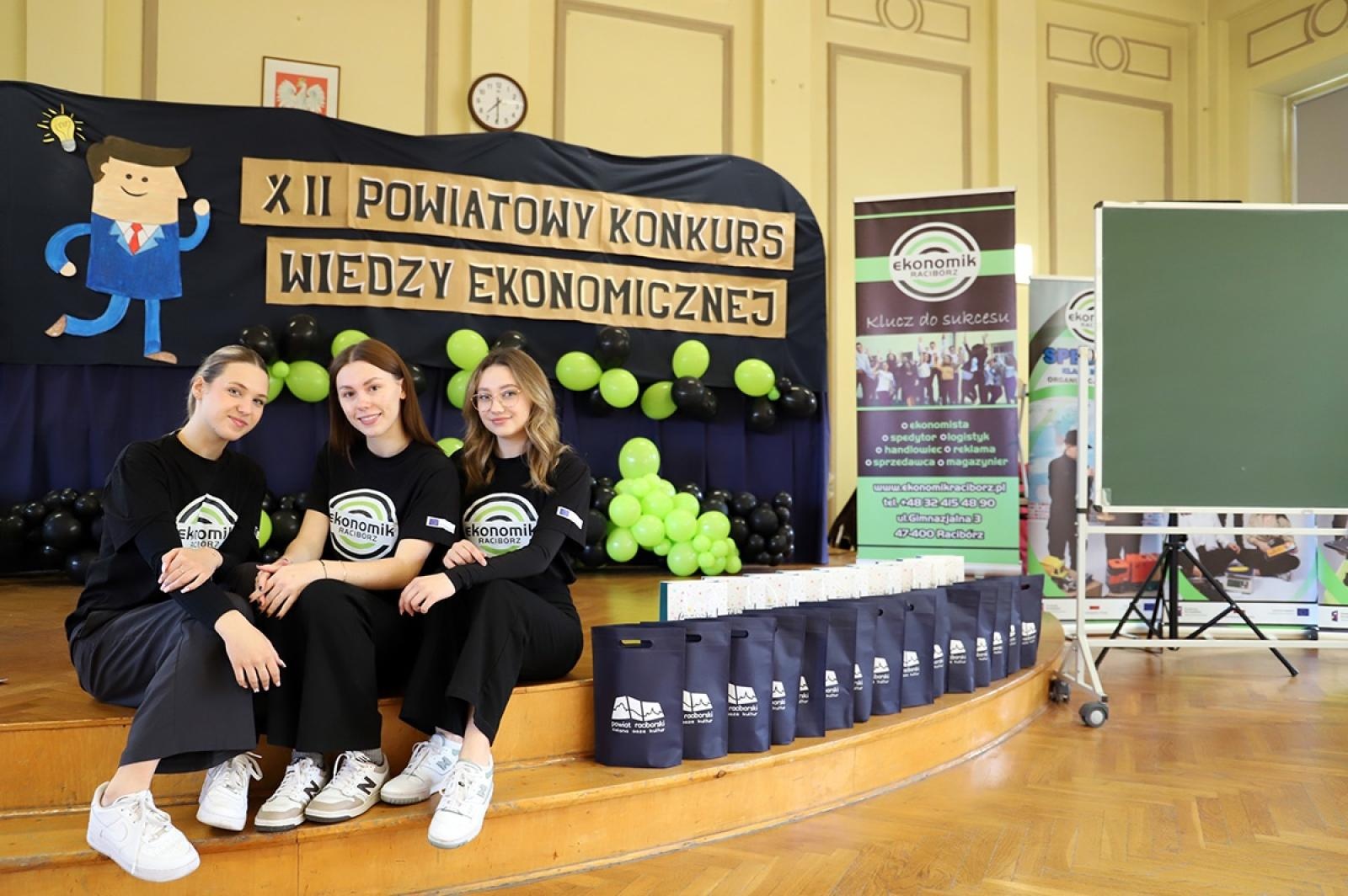 Zdjęcie w galerii na portalu naszraciborz.pl: W Ekonomiku sprawdzili wiedzę ósmoklasistów o przedsiębiorczości wiadomości z regionu