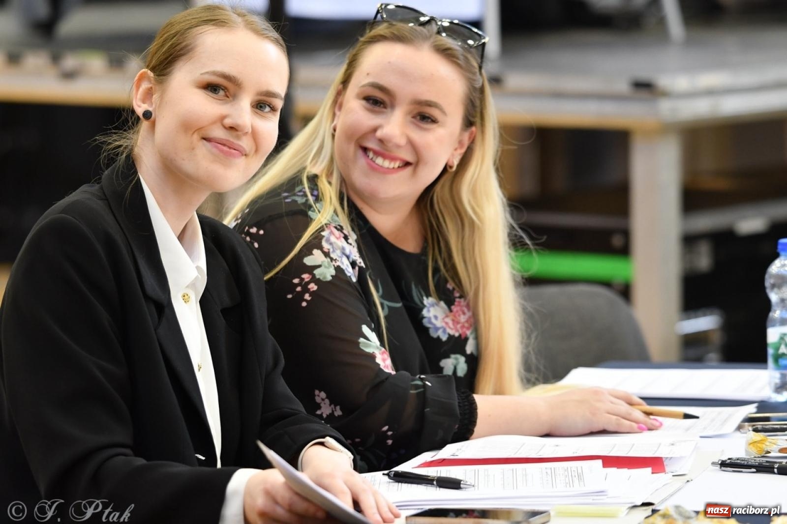 Zdjęcie w galerii na portalu naszraciborz.pl: Racibórz gości Mistrzostwa Okręgu Mażoretek Polski Południowo-Zachodniej [FOTO] wiadomości z regionu